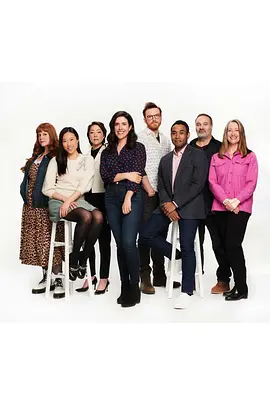 Strays Season 1封面图